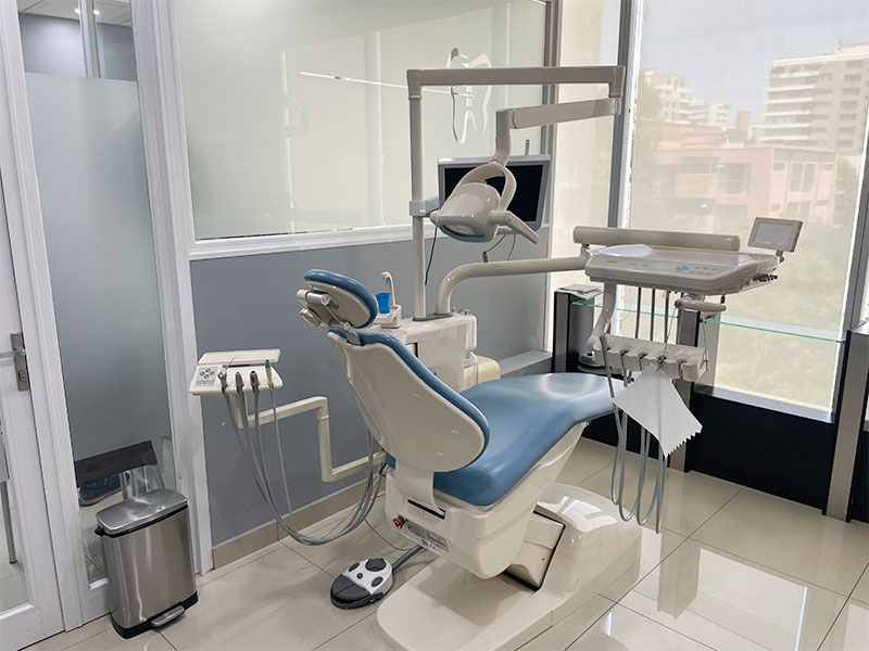 Box dental
